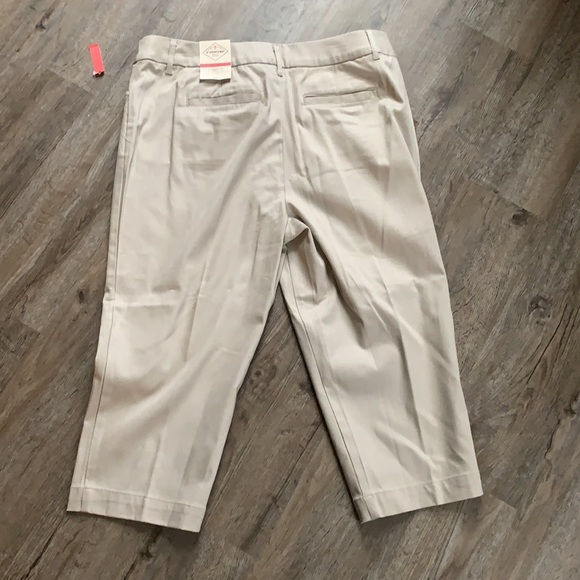 NEW St John’s Bay Secretly Slender Classic Fit Crop Pants Size 12 - Picture 2 of 6